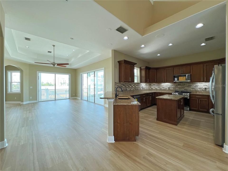 For Sale: $1,200,000 (4 beds, 4 baths, 3196 Square Feet)