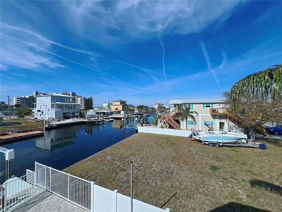 For Sale: $1,200,000 (4 beds, 4 baths, 3196 Square Feet)