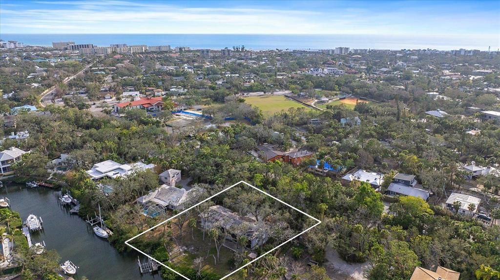 For Sale: $2,995,000 (0.61 acres)