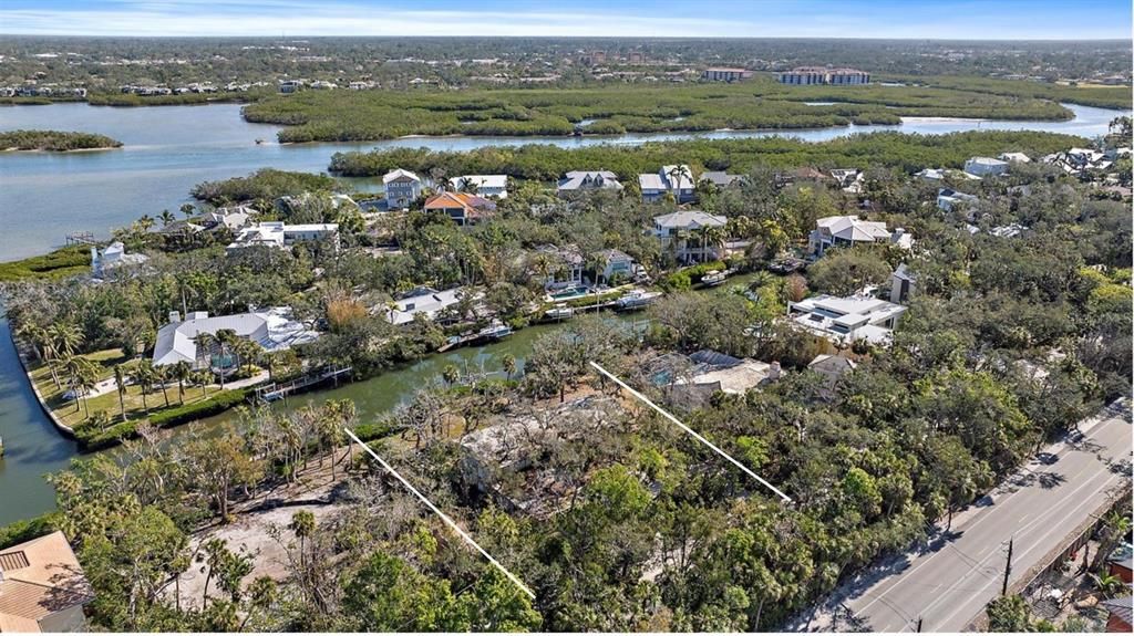For Sale: $2,995,000 (0.61 acres)