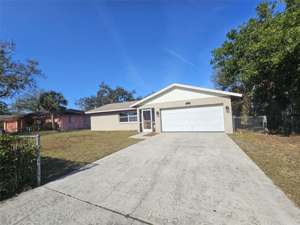 Vendido Recientemente: $360,000 (3 camas, 2 baños, 1460 Pies cuadrados)