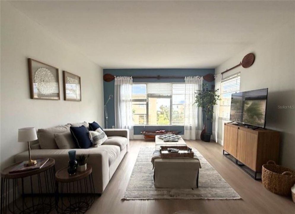 В аренду: $3,000 (2 спален, 2 ванн, 1031 Квадратных фут)