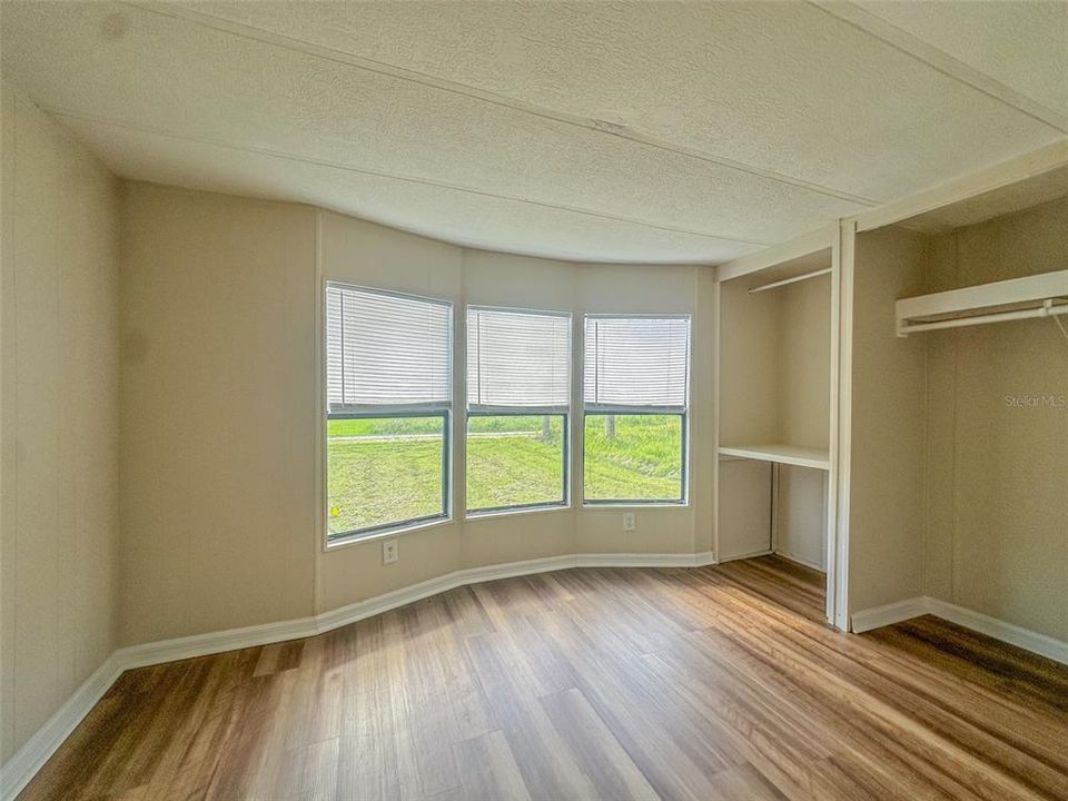 For Sale: $339,900 (8 beds, 0 baths, 3336 Square Feet)