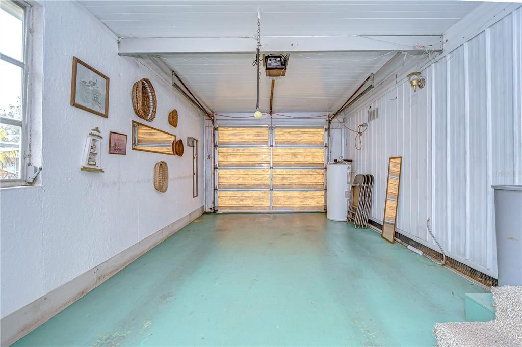 На продажу: $115,000 (2 спален, 2 ванн, 984 Квадратных фут)