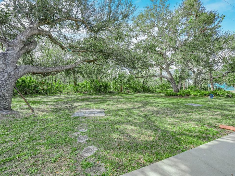 待售: $165,000 (2 贝兹, 2 浴室, 1276 平方英尺)