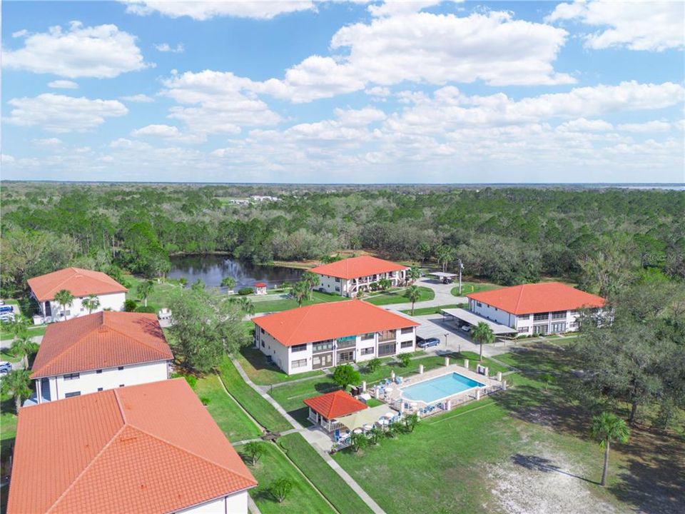 待售: $165,000 (2 贝兹, 2 浴室, 1276 平方英尺)