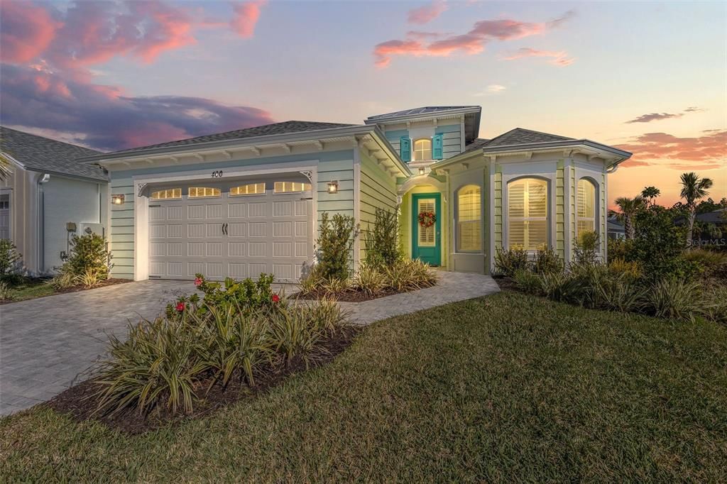 Vendido Recientemente: $744,640 (3 camas, 3 baños, 2067 Pies cuadrados)