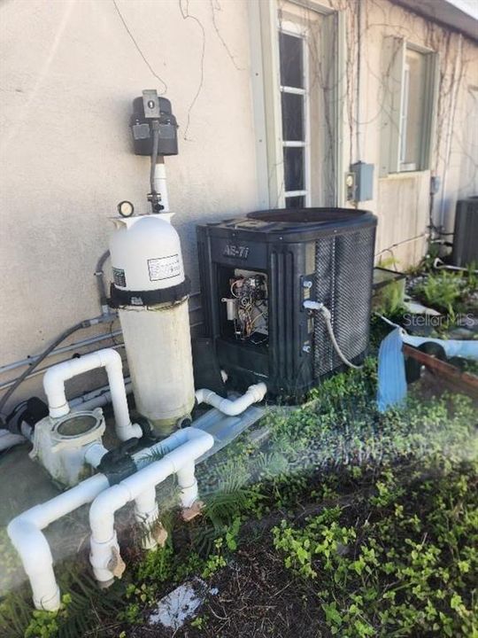 Activo con contrato: $265,000 (3 camas, 2 baños, 1665 Pies cuadrados)