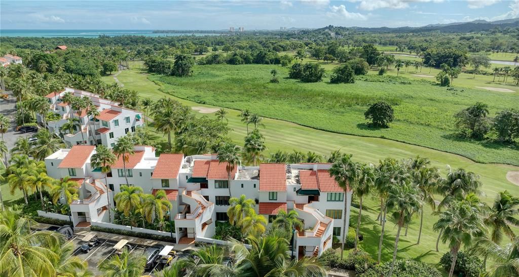 Недавно продано: $585,000 (2 спален, 2 ванн, 1773 Квадратных фут)