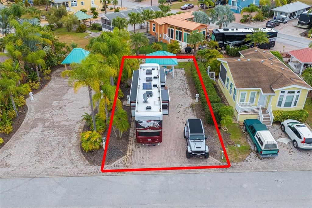 For Sale: $214,500 (0.07 acres)