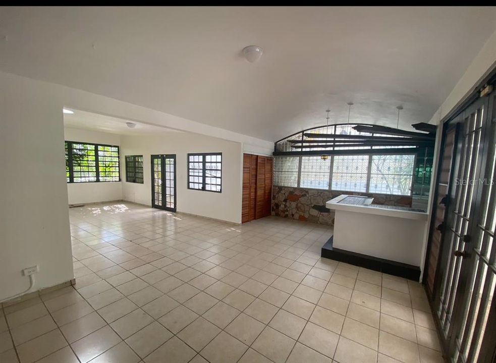 В аренду: $2,900 (3 спален, 2 ванн, 2500 Квадратных фут)