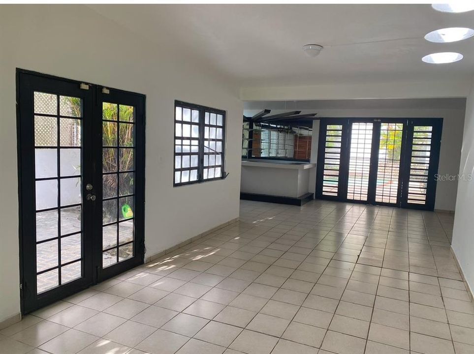 В аренду: $2,900 (3 спален, 2 ванн, 2500 Квадратных фут)