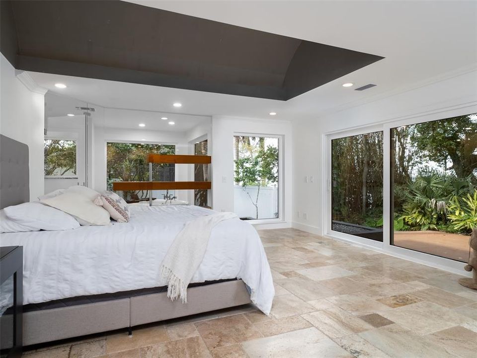 For Sale: $2,049,000 (3 beds, 4 baths, 4899 Square Feet)