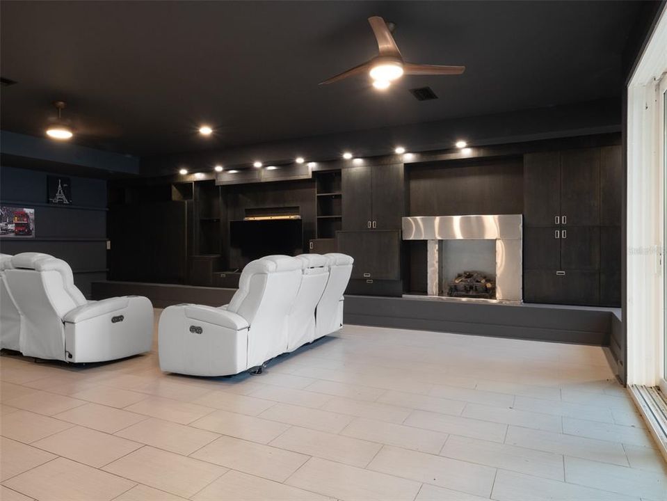 For Sale: $2,049,000 (3 beds, 4 baths, 4899 Square Feet)