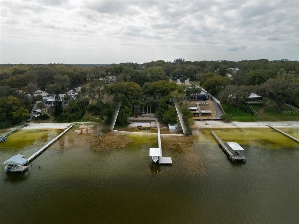 For Sale: $2,049,000 (3 beds, 4 baths, 4899 Square Feet)