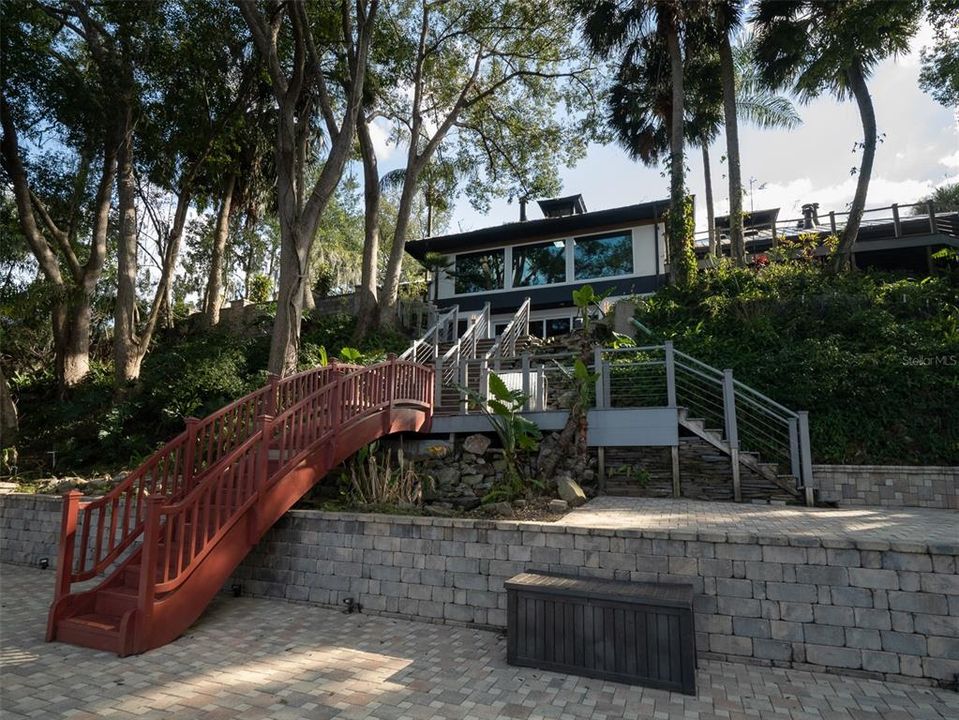 For Sale: $2,049,000 (3 beds, 4 baths, 4899 Square Feet)