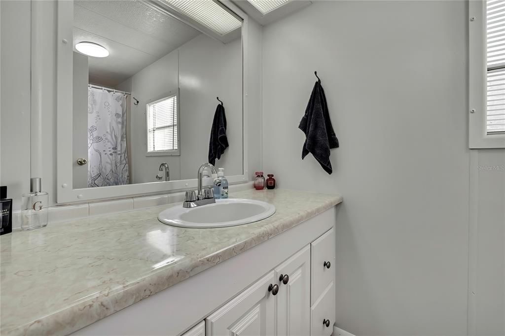 For Sale: $180,000 (2 beds, 2 baths, 1344 Square Feet)