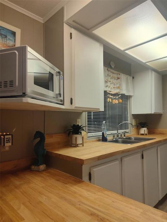 For Sale: $180,000 (2 beds, 2 baths, 1344 Square Feet)