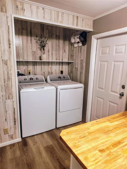 For Sale: $180,000 (2 beds, 2 baths, 1344 Square Feet)