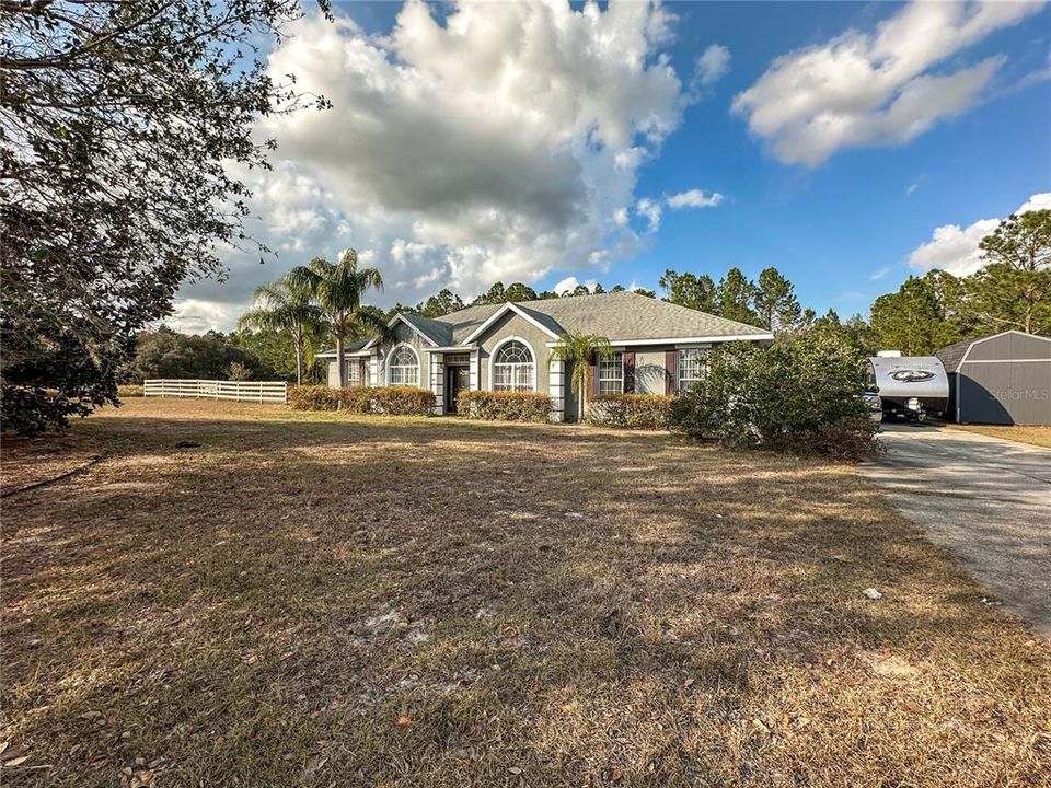 Active With Contract: $485,000 (3 beds, 2 baths, 2025 Square Feet)