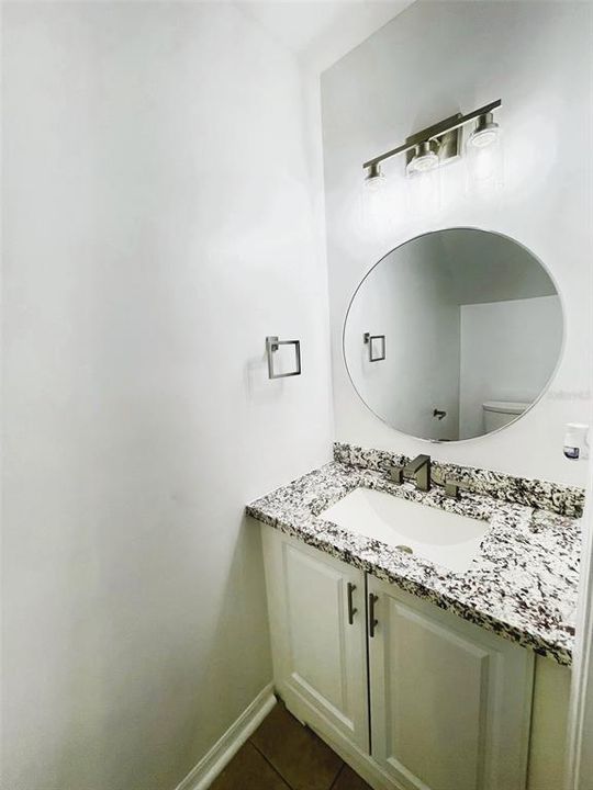 На продажу: $224,900 (2 спален, 2 ванн, 1281 Квадратных фут)