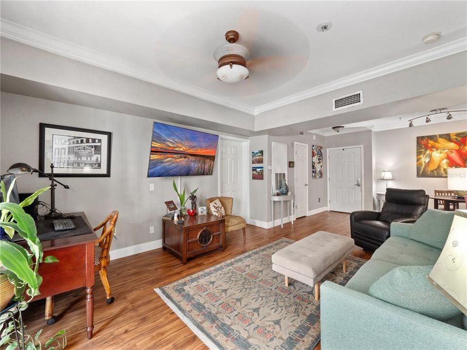 For Sale: $224,000 (2 beds, 2 baths, 1115 Square Feet)