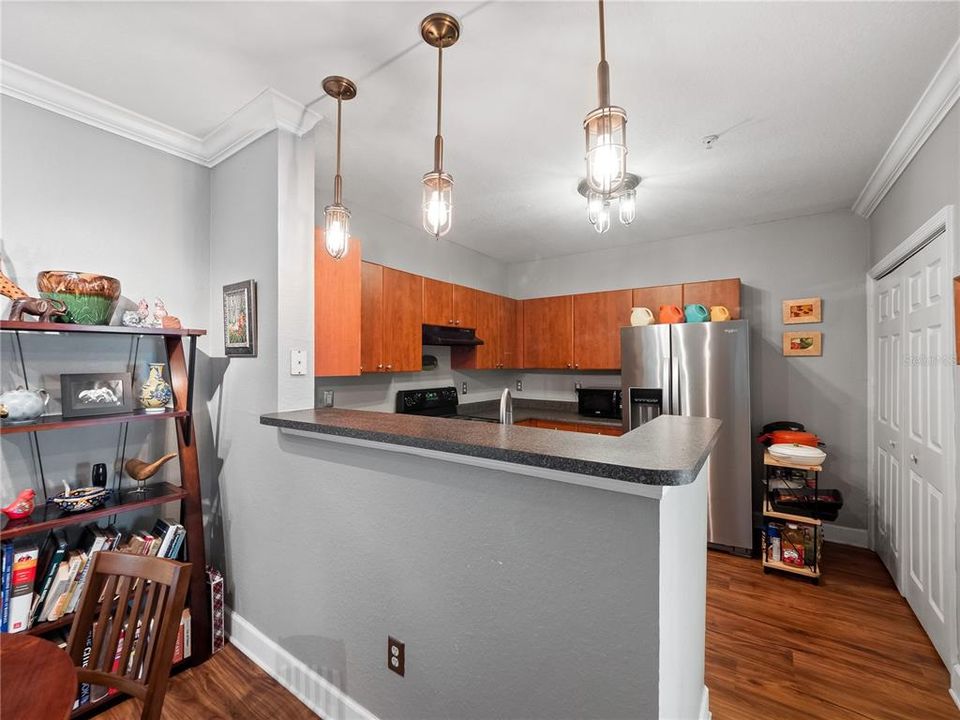 For Sale: $224,000 (2 beds, 2 baths, 1115 Square Feet)