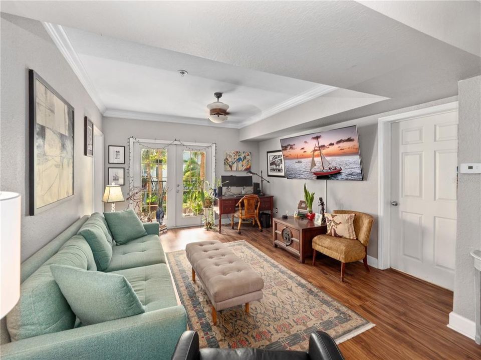 For Sale: $224,000 (2 beds, 2 baths, 1115 Square Feet)