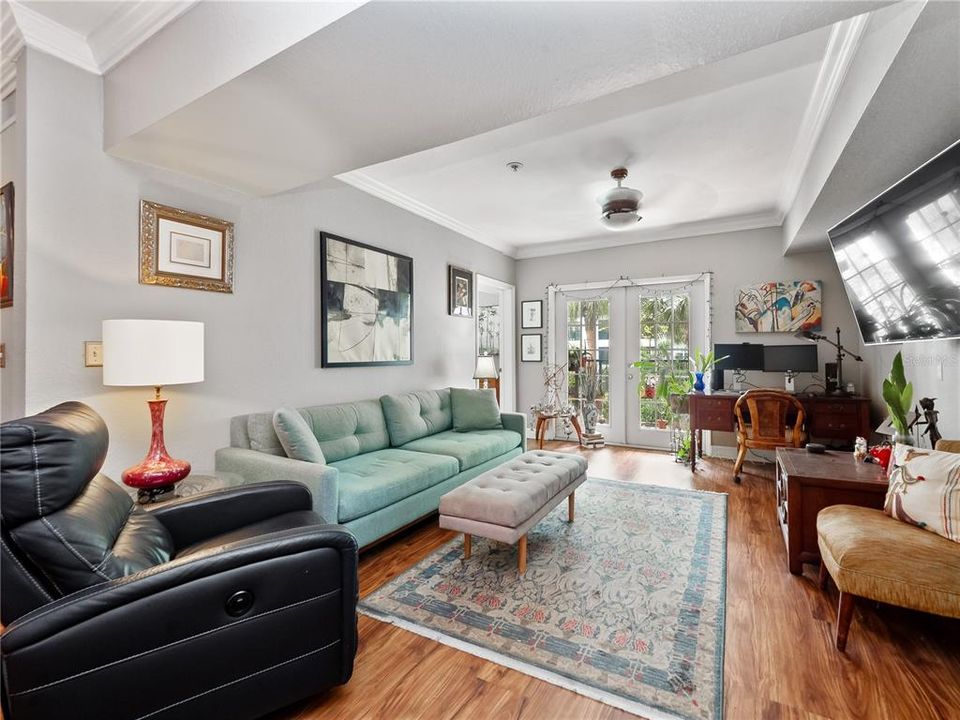 For Sale: $224,000 (2 beds, 2 baths, 1115 Square Feet)