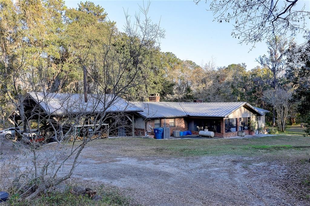 For Sale: $785,000 (3 beds, 2 baths, 2932 Square Feet)