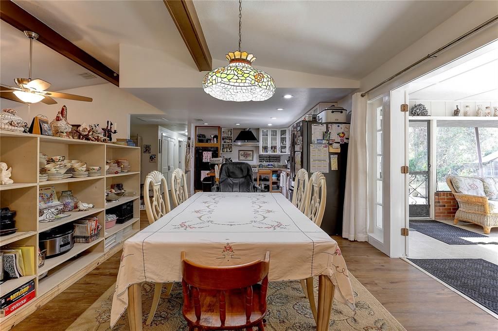 For Sale: $785,000 (3 beds, 2 baths, 2932 Square Feet)