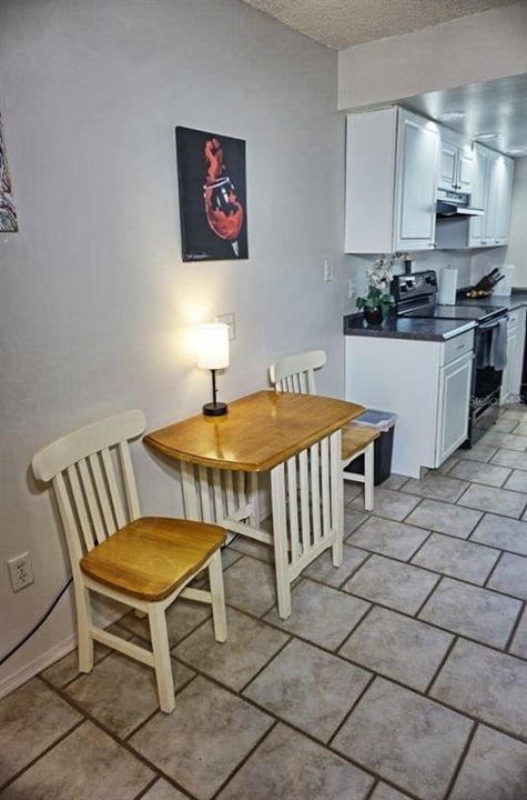 На продажу: $114,900 (0 спален, 1 ванн, 392 Квадратных фут)