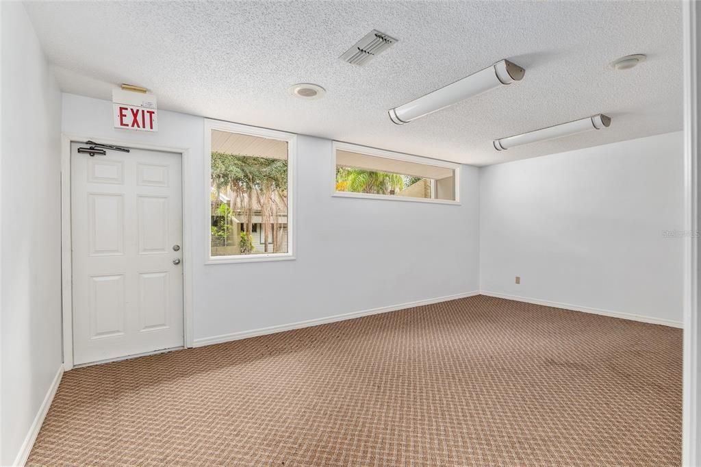 For Sale: $325,000 (0 beds, 0 baths, 1800 Square Feet)