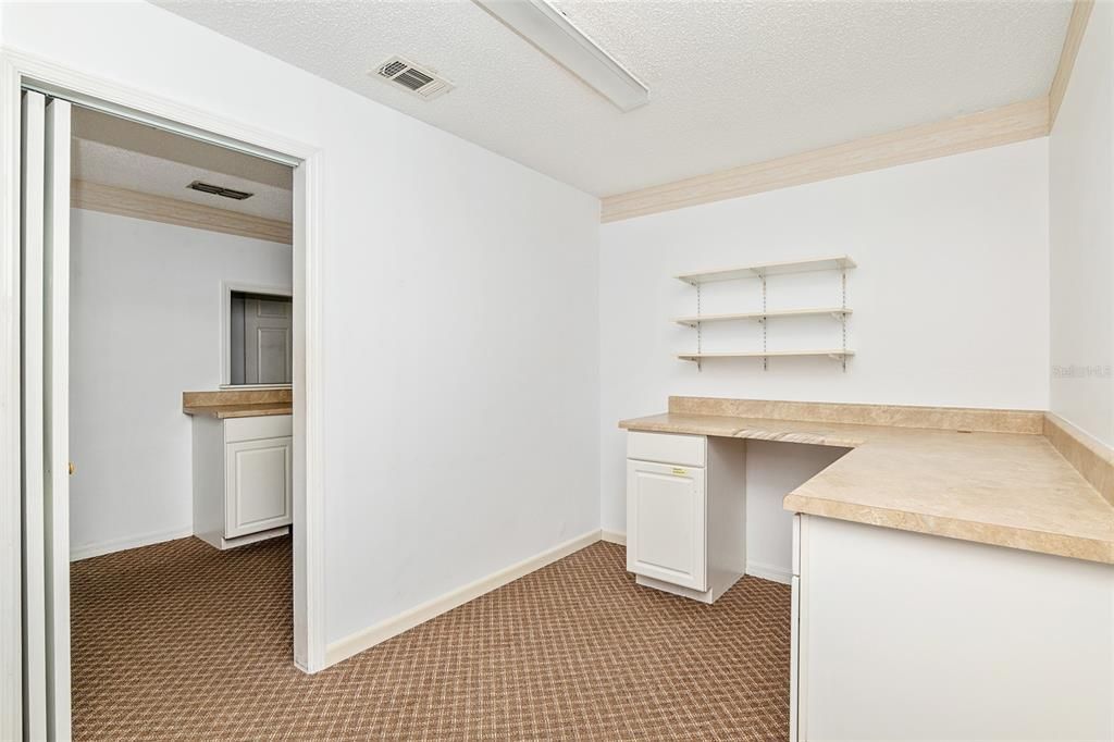 For Sale: $325,000 (0 beds, 0 baths, 1800 Square Feet)