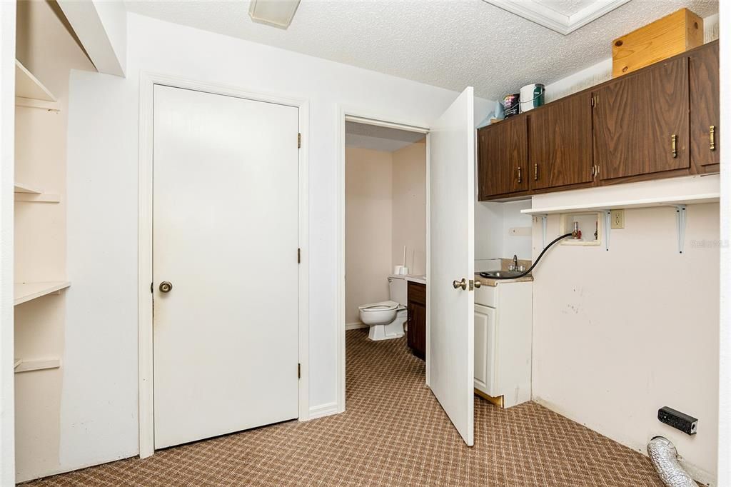 For Sale: $325,000 (0 beds, 0 baths, 1800 Square Feet)