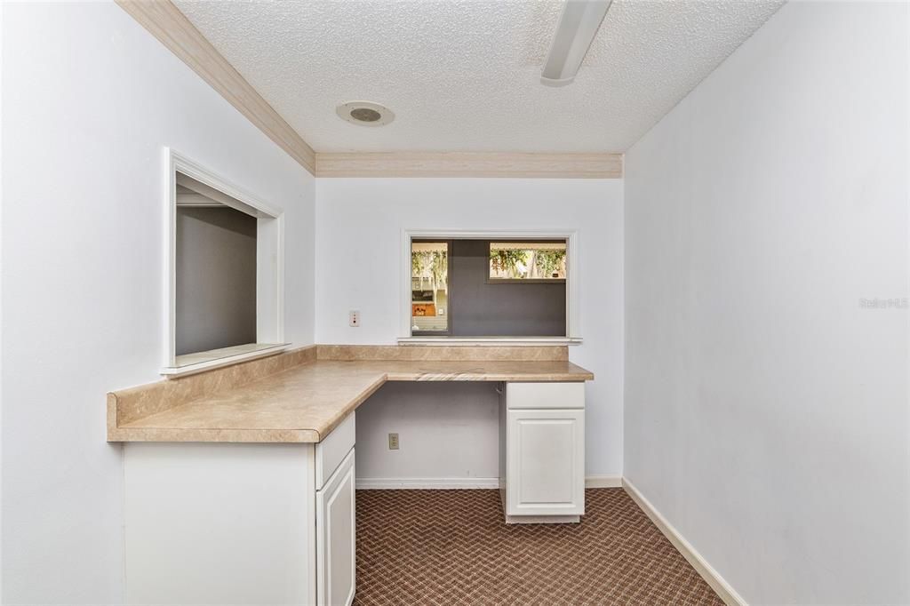 For Sale: $325,000 (0 beds, 0 baths, 1800 Square Feet)