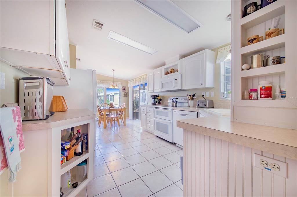 На продажу: $280,000 (3 спален, 2 ванн, 1485 Квадратных фут)