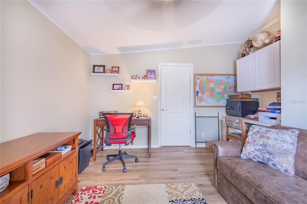 На продажу: $280,000 (3 спален, 2 ванн, 1485 Квадратных фут)