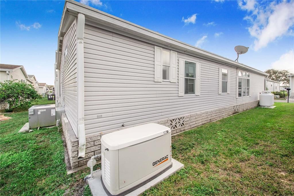 На продажу: $280,000 (3 спален, 2 ванн, 1485 Квадратных фут)