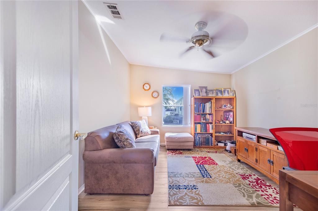 На продажу: $280,000 (3 спален, 2 ванн, 1485 Квадратных фут)