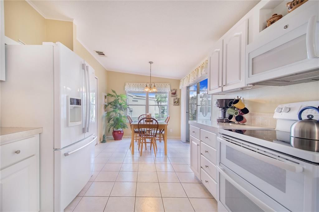 На продажу: $280,000 (3 спален, 2 ванн, 1485 Квадратных фут)