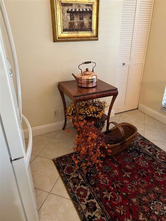 Active With Contract: $195,000 (2 beds, 2 baths, 1151 Square Feet)