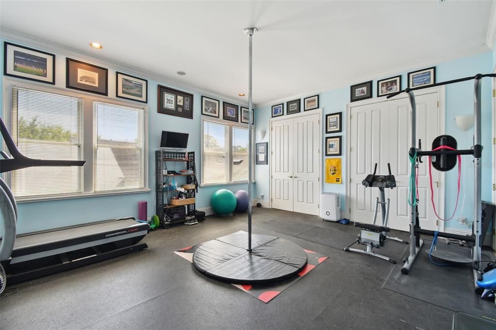 En Venta: $2,244,000 (6 camas, 5 baños, 5547 Pies cuadrados)