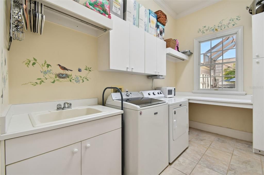 En Venta: $2,244,000 (6 camas, 5 baños, 5547 Pies cuadrados)