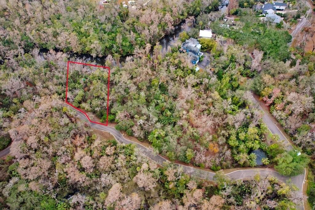 待售: $400,000 (1.40 acres)