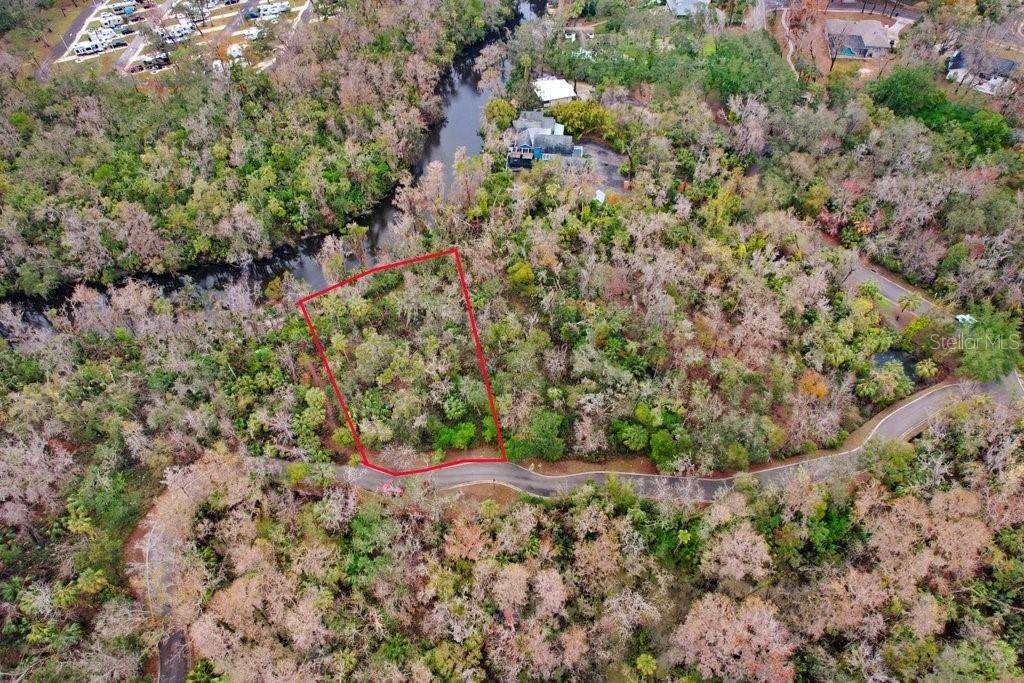 待售: $400,000 (1.40 acres)