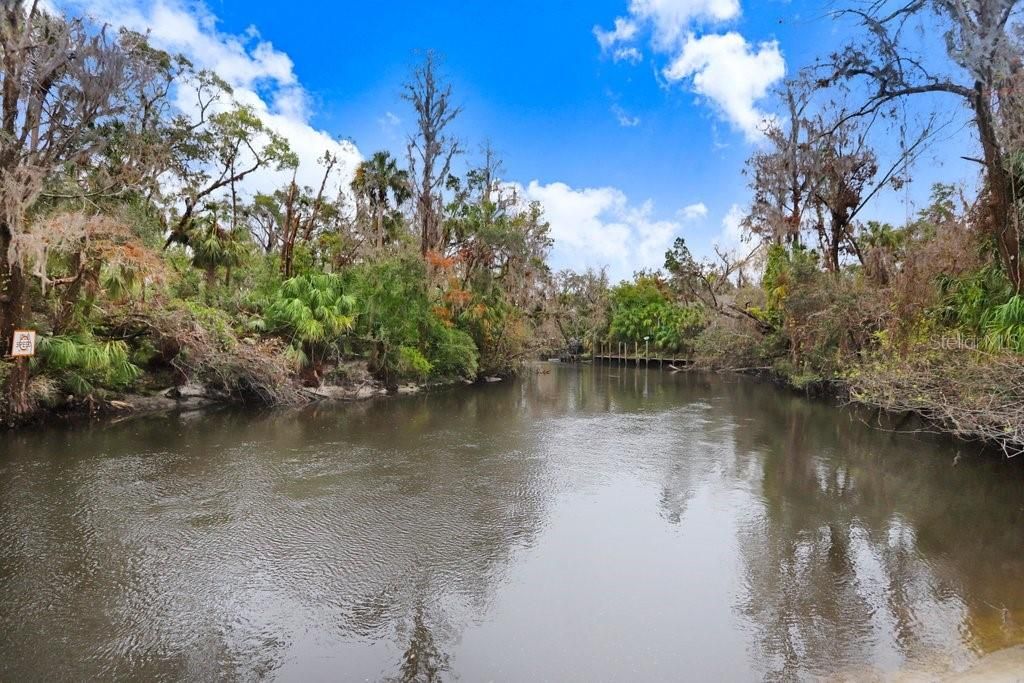 待售: $400,000 (1.40 acres)