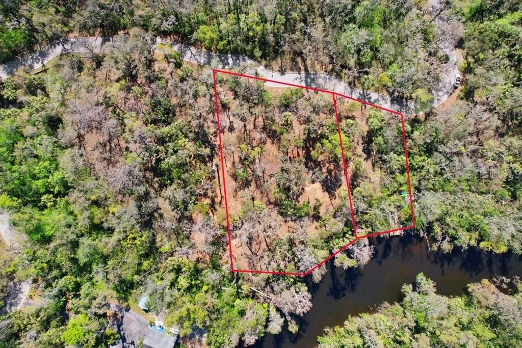 待售: $400,000 (1.40 acres)