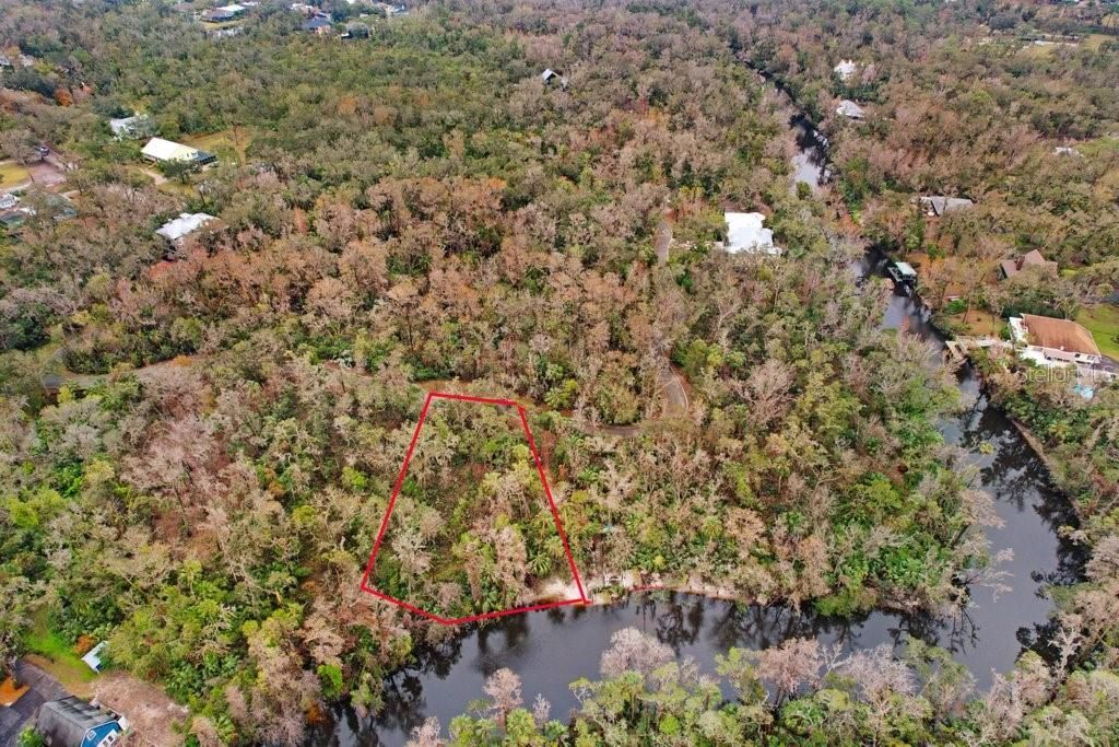 待售: $400,000 (1.40 acres)