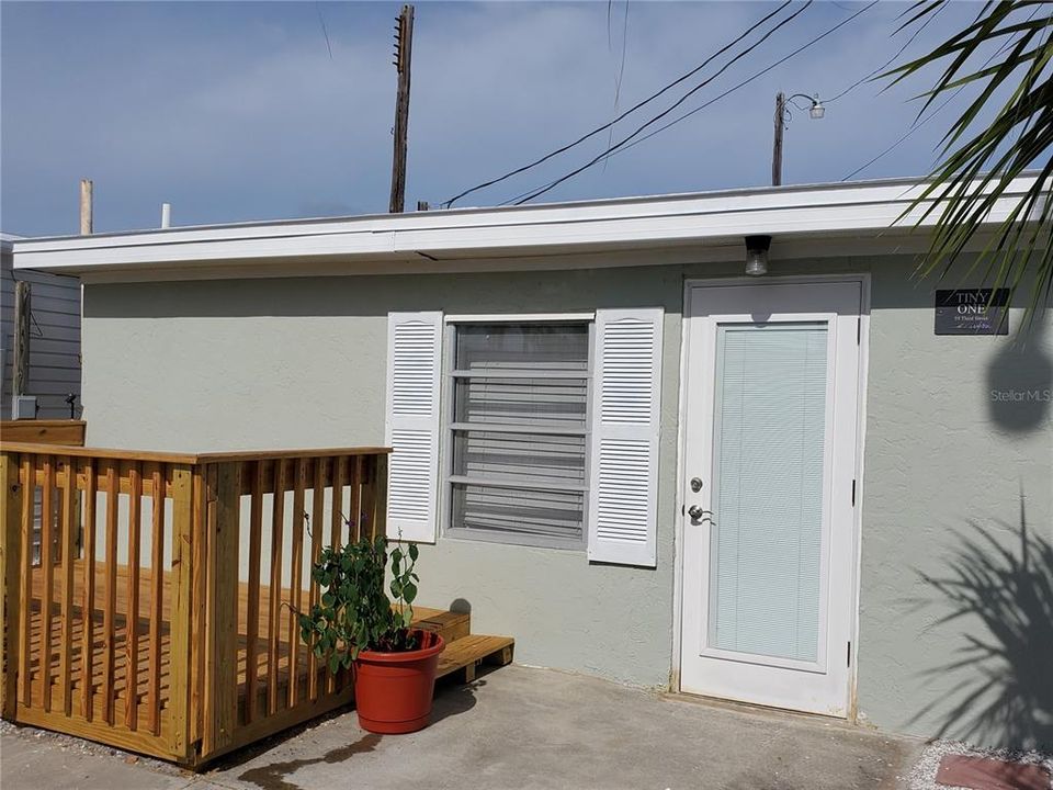 最近售出: $52,100 (0 贝兹, 1 浴室, 300 平方英尺)